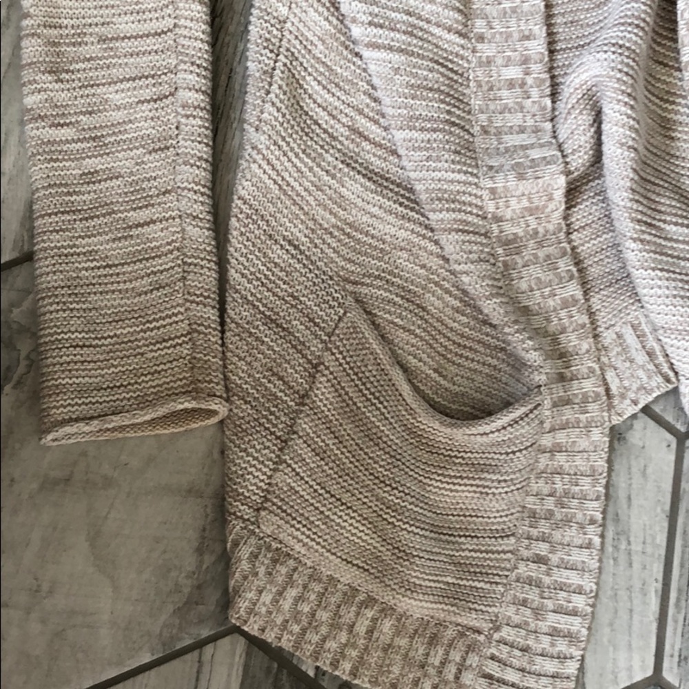 Sweater - Picture 3 of 3